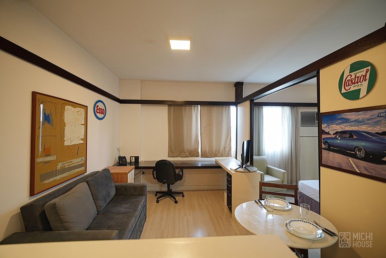 Belo Flat em Alphaville/Cafe da manha com AC