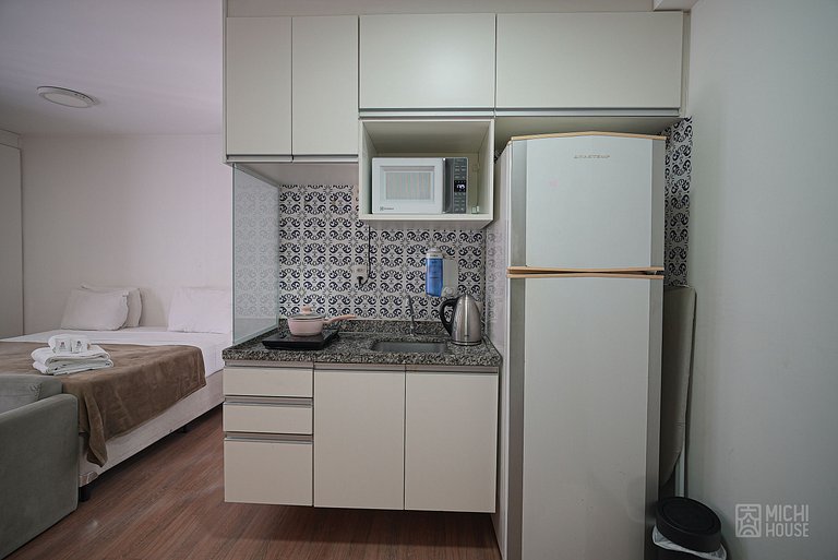 Encantador estudio Bento Freitas AC/WF cama tamaño queen
