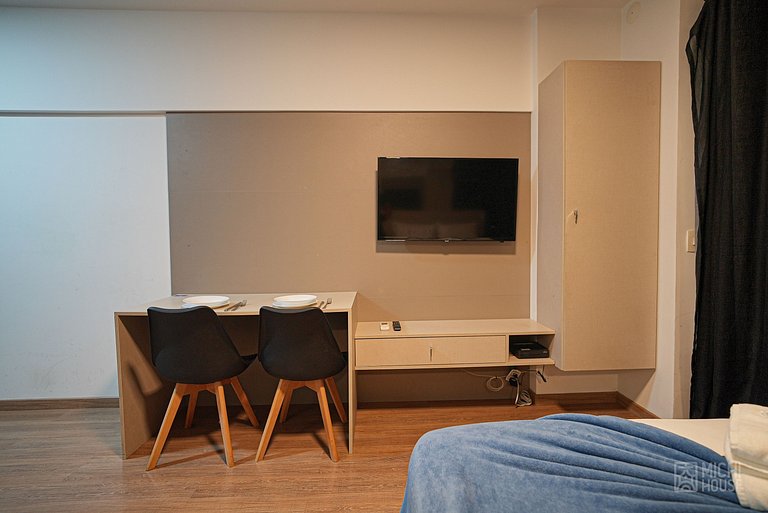 Charming Studio Square/Metro Republica AC/WF