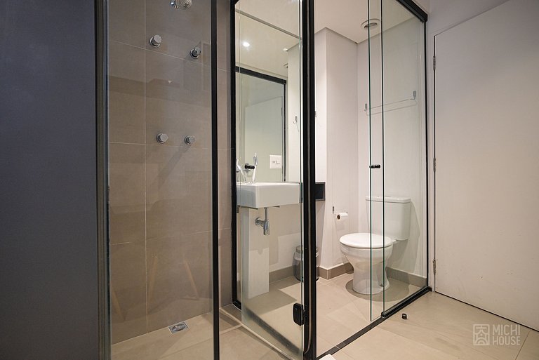 Belo Studio Metro/Santa Casa com Wifi/Ar