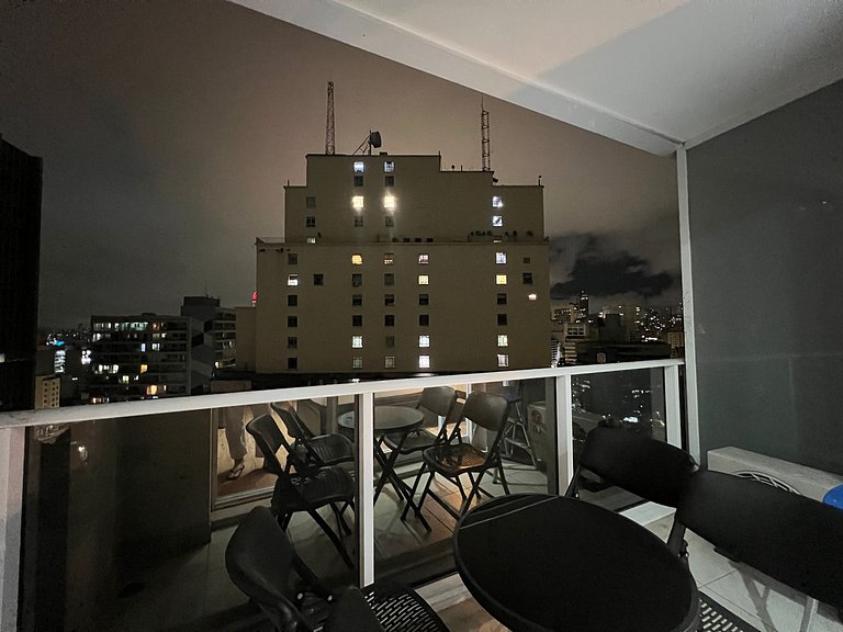 Belo Studio 25 Março Otimo para Compras Ar/Wifi