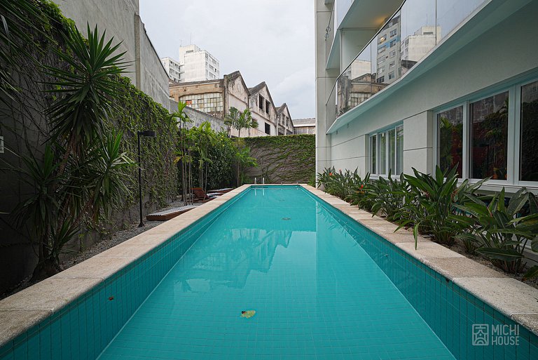 Wonderful Studio Metro light/25 March/DHPP AC/WF