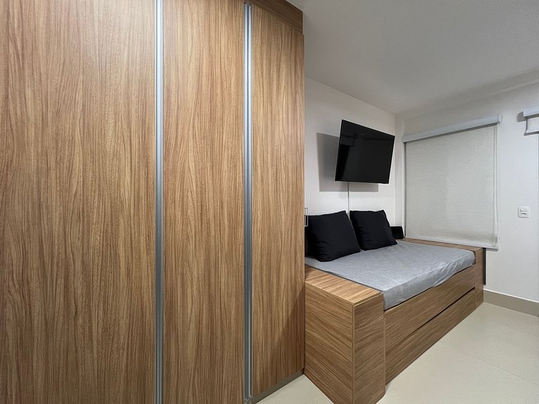 Lindo Studio na Liberdade (Metro) com Ar/Wifi