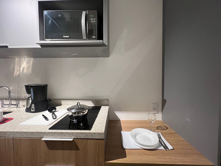 Perfeito Studio Vl Mariana AC/WF Metro