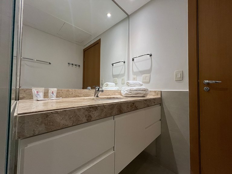 Perfeito Flat na Av Principal de Alpha AC/WF