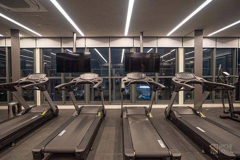 Perfect Studio Front Allianz Park AC/WF