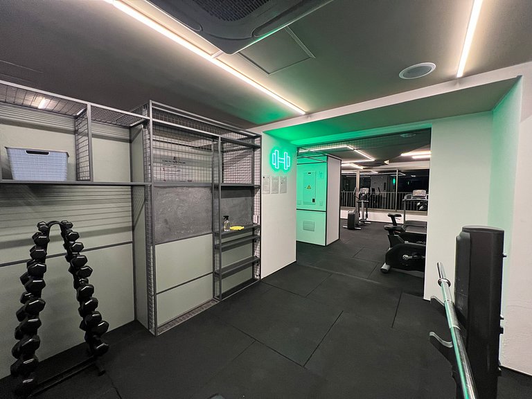 Compacto Studio Jardins/Rebouças/HC com AC/WF