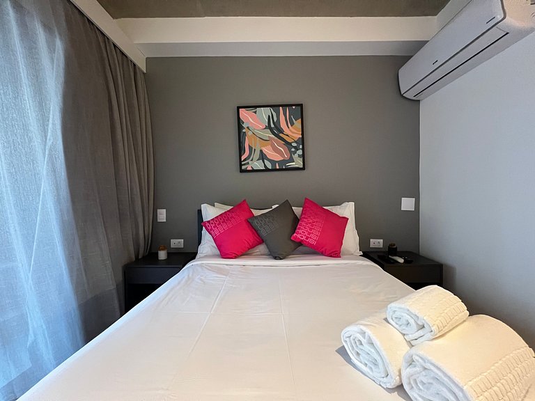Lindo Studio Metro Oscar Freire/HC com WF/AC