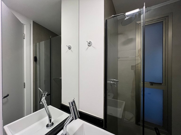 Lindo Studio Metro Oscar Freire/HC com WF/AC