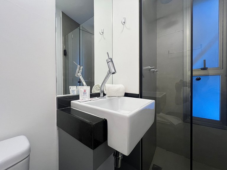 Elegante Studio Jardins/Rebouças/HC com AC/WF