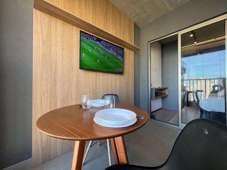 Descolado Studio Jardins/Rebouças/HC com AC/WF