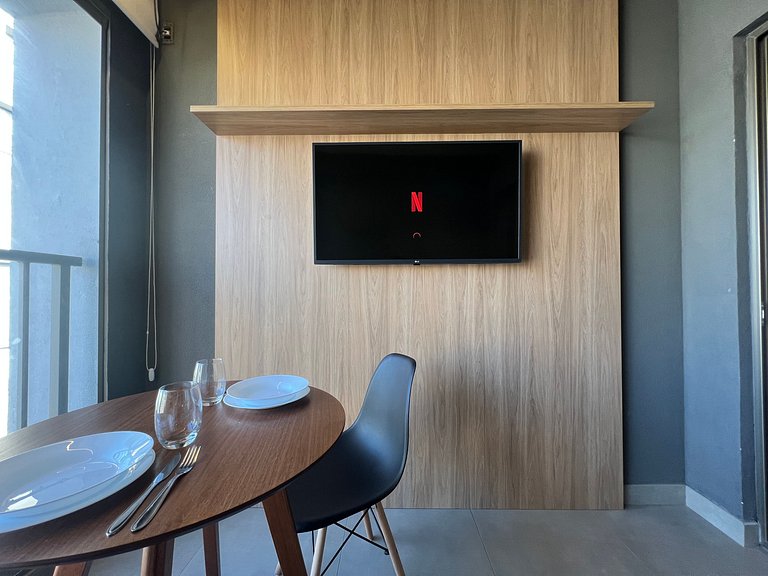 Descolado Studio Jardins/Rebouças/HC com AC/WF