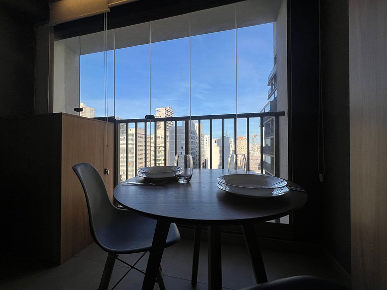 Descolado Studio Jardins/Rebouças/HC com AC/WF