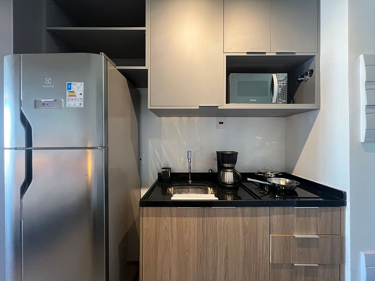 Descolado Studio Jardins/Rebouças/HC com AC/WF