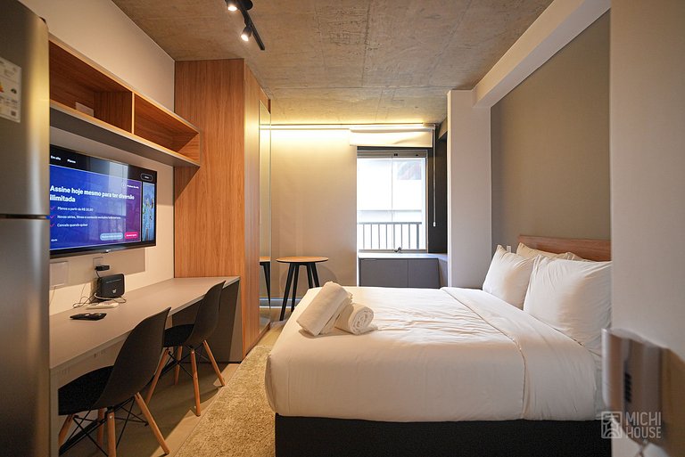 Lindo Studio Metro Oscar Freire/HC com WF/AC