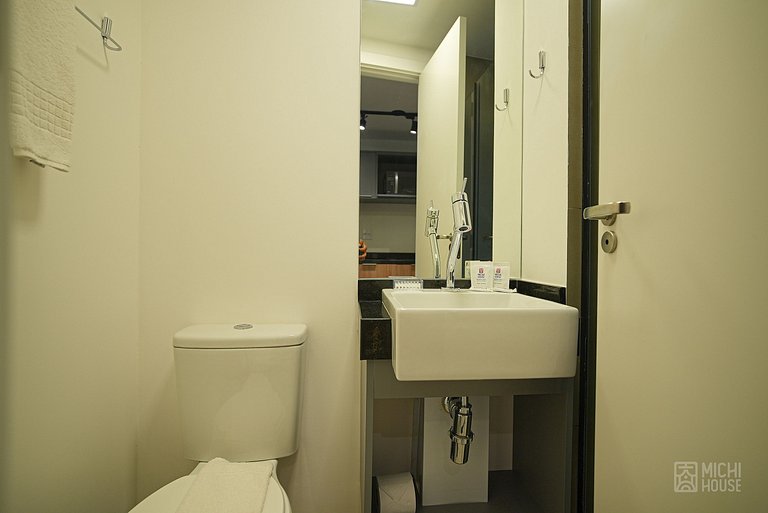 Lindo Studio Metro Oscar Freire/HC com WF/AC