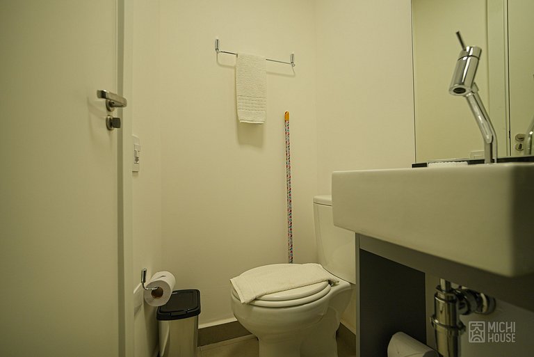 Lindo Studio Metro Oscar Freire/HC com WF/AC