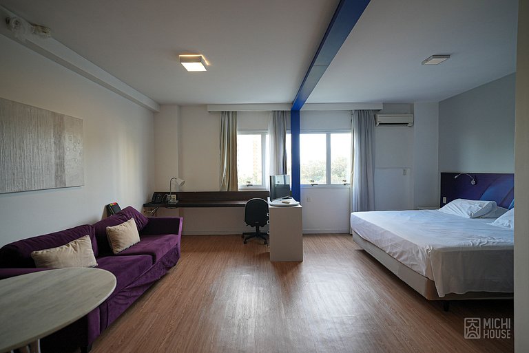 Moderno Flat Executivo • Alphaville • Ar • Wifi