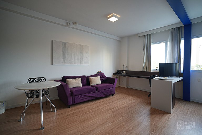 Moderno Flat Executivo • Alphaville • Ar • Wifi