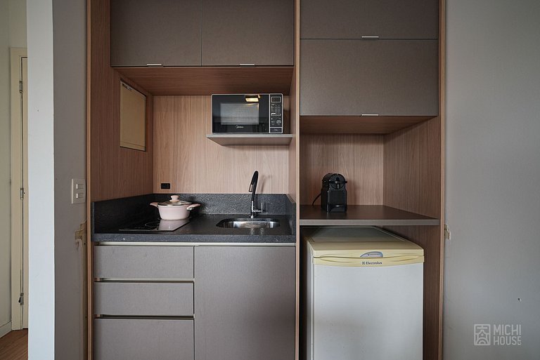 Moderno Flat Executivo • Alphaville • Ar • Wifi