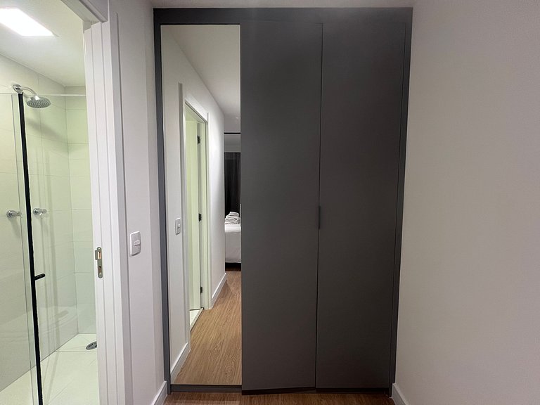 Maravilhoso Studio Allianz com AC/WF