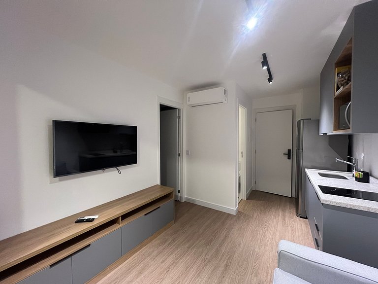 Maravilhoso Studio Allianz com AC/WF