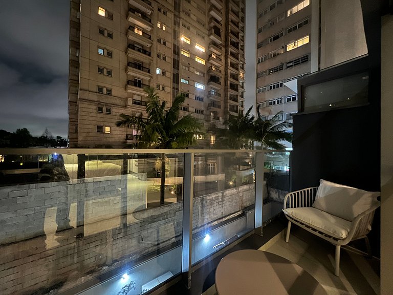 Incrivel Studio Jardins/Augusta AC/WF