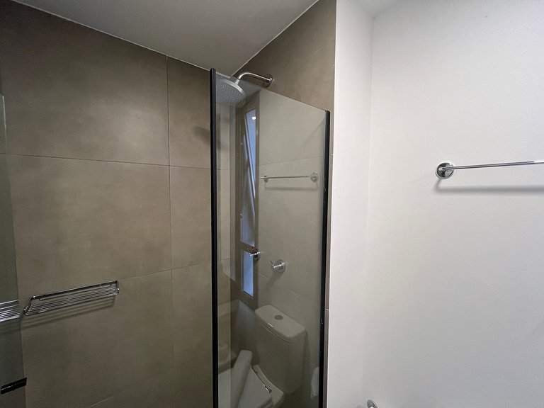 Compacto Studio Jardins/Rebouças/HC com AC/WF