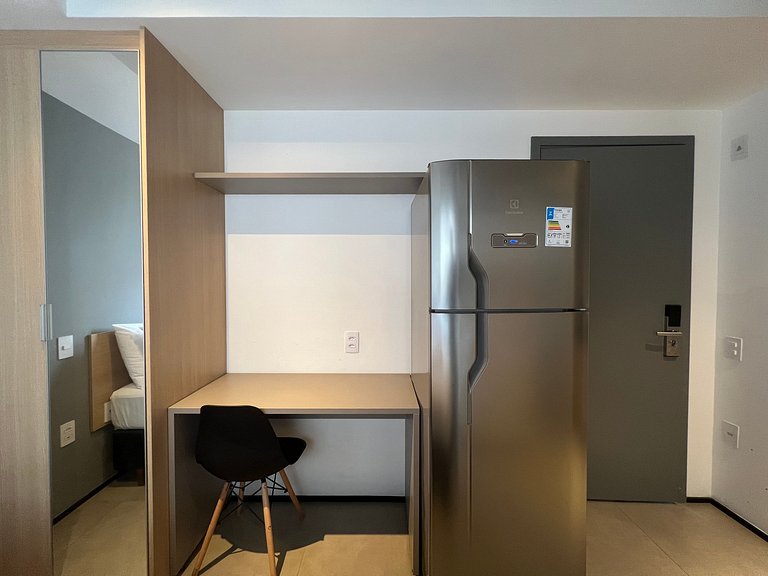 Compacto Studio Jardins/Rebouças/HC com AC/WF