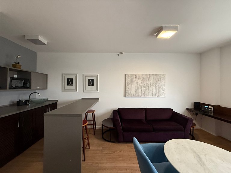 Confortável Flat em Alphaville AC/WF Al Mamore