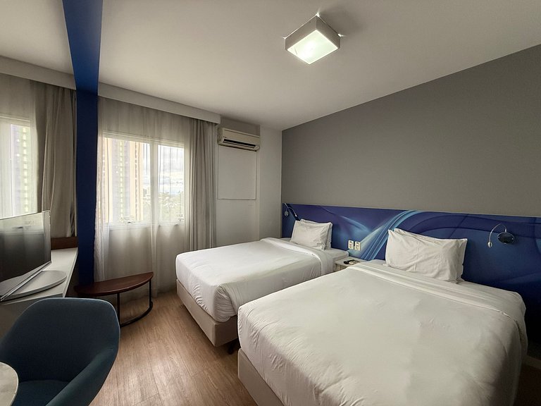 Confortável Flat em Alphaville AC/WF Al Mamore