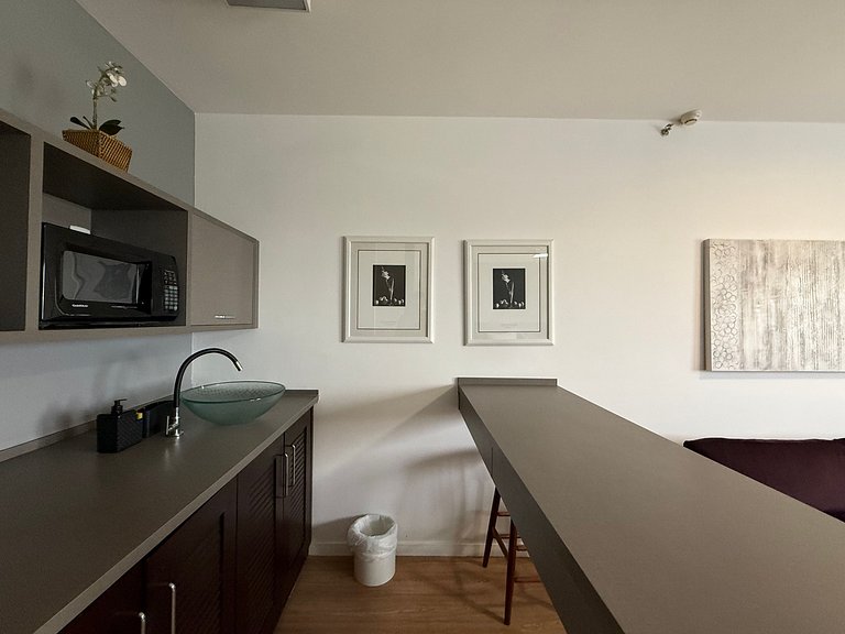 Confortável Flat em Alphaville AC/WF Al Mamore