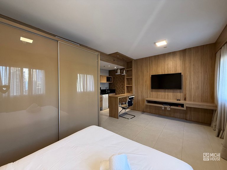 Moderno Flat Executivo • Alphaville • Ar • Wifi