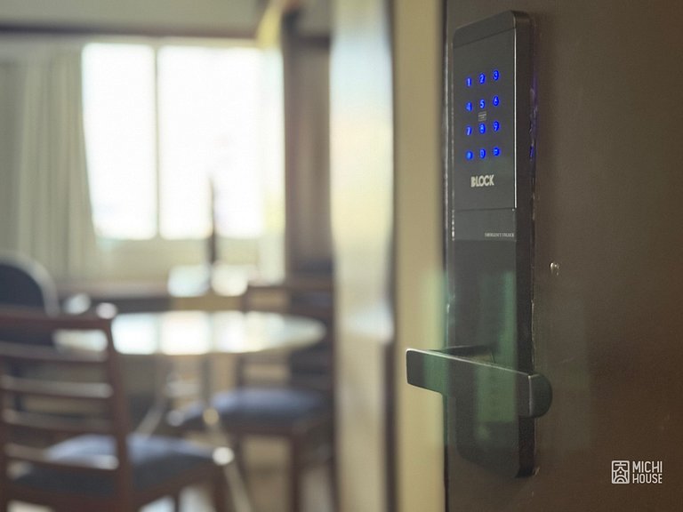 Apartamento Executivo em Alphaville • Praticidade