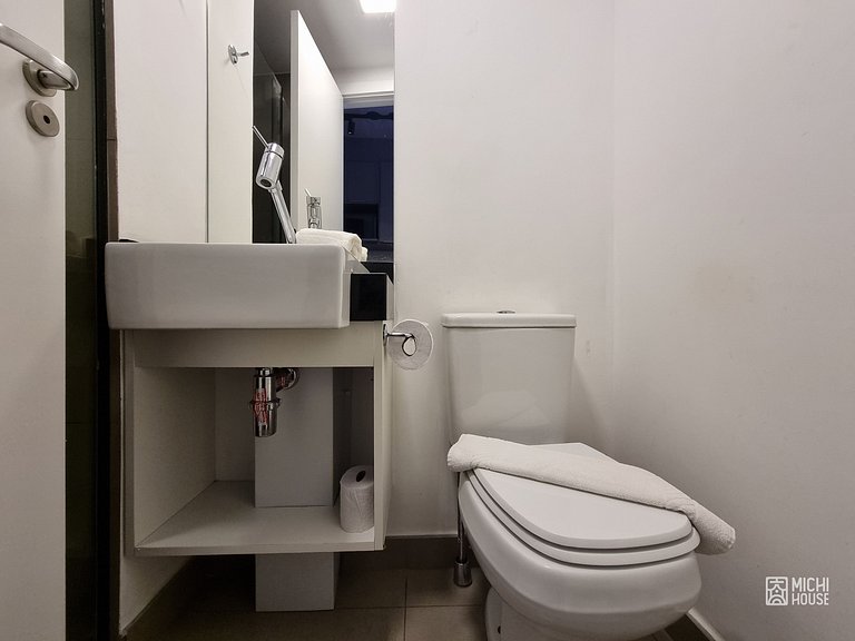 Lindo Studio Metro Oscar Freire/HC com Ar/Wifi