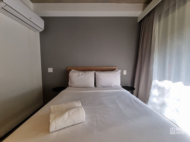 Lindo Studio Metro Oscar Freire/HC com Ar/Wifi