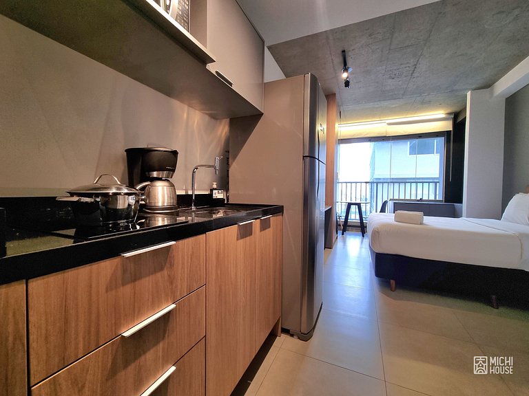 Lindo Studio Metro Oscar Freire/HC com Ar/Wifi