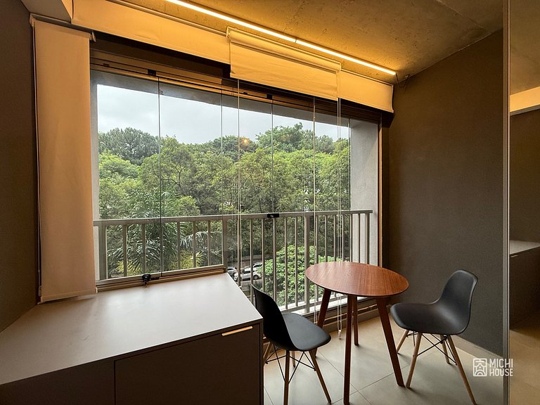 Lindo Studio Metro Oscar Freire/HC com Ar/Wifi