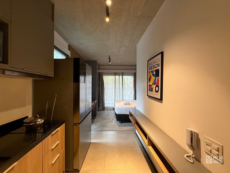 Lindo Studio Metro Oscar Freire/HC com Ar/Wifi
