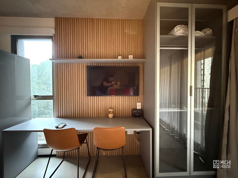 Lindo Studio Metro Oscar Freire/HC com Ar/Wifi