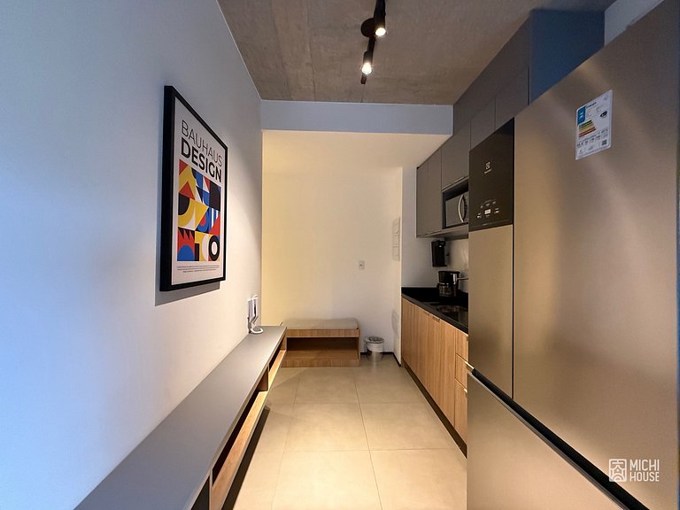 Lindo Studio Metro Oscar Freire/HC com Ar/Wifi