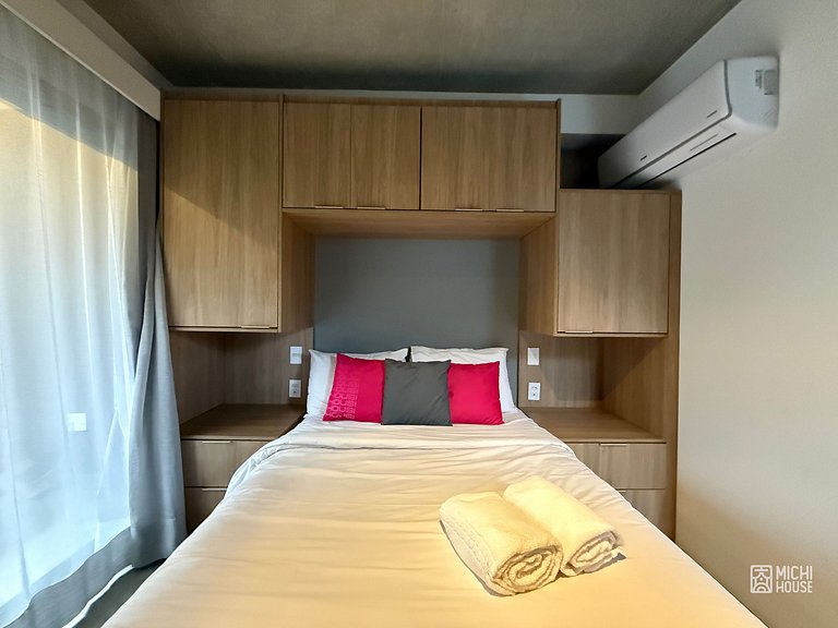 Lindo Studio Metro Oscar Freire/HC com Ar/Wifi
