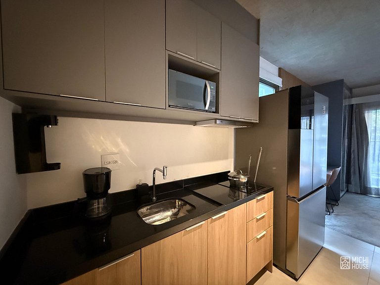 Lindo Studio Metro Oscar Freire/HC com Ar/Wifi