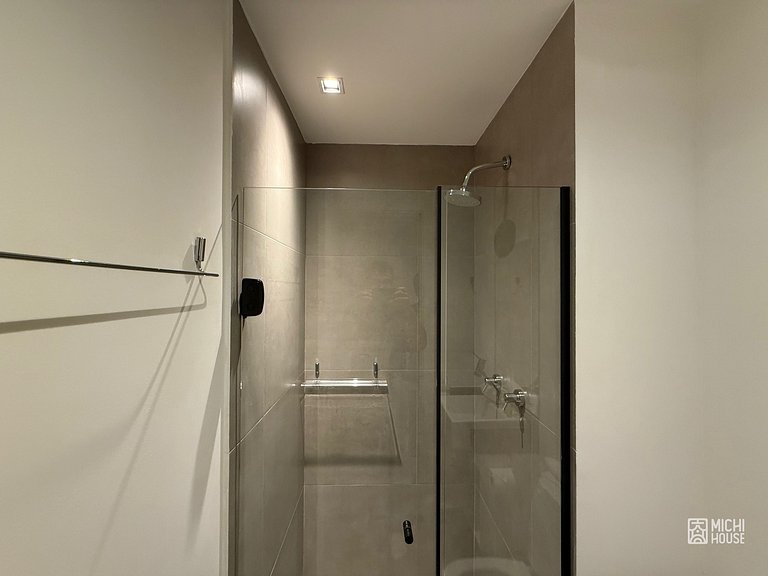 Lindo Studio Metro Oscar Freire/HC com Ar/Wifi