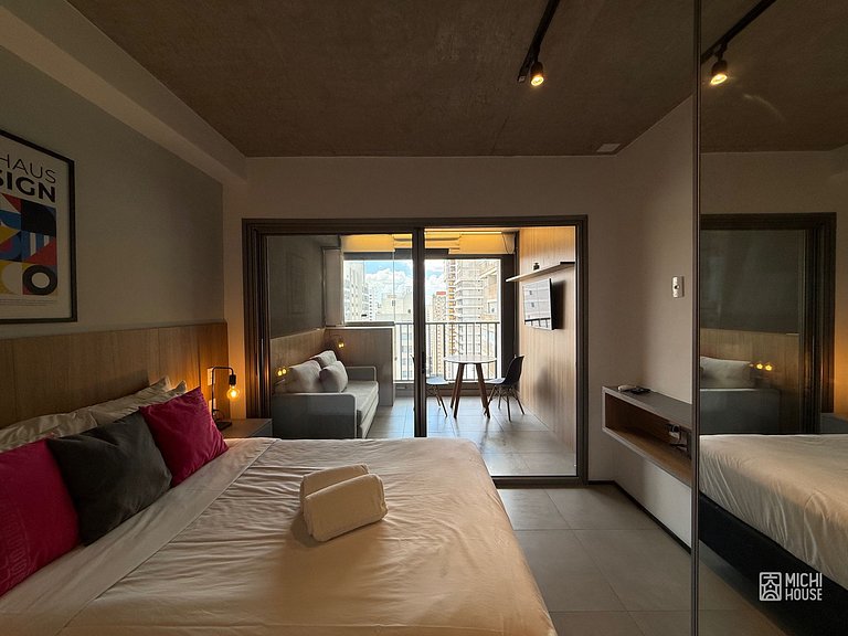 Descolado Studio Jardins/Rebouças/HC com Ar/Wifi