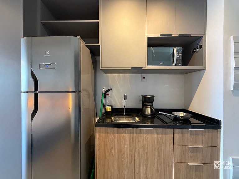 Descolado Studio Jardins/Rebouças/HC com Ar/Wifi