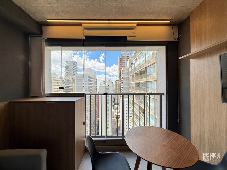 Descolado Studio Jardins/Rebouças/HC com Ar/Wifi