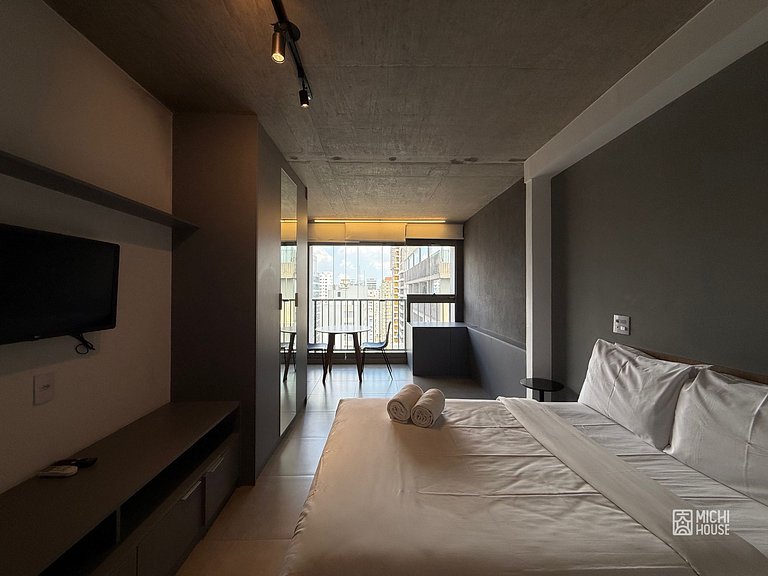 Incrivel Studio Metro Oscar Freire/HC com Wifi/Ar