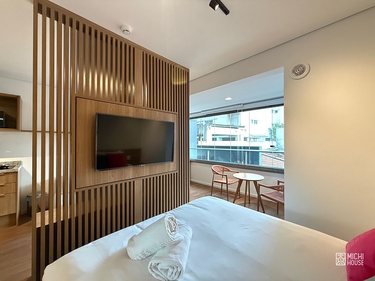 Studio Executivo • Metro Vila Mariana • com Ar
