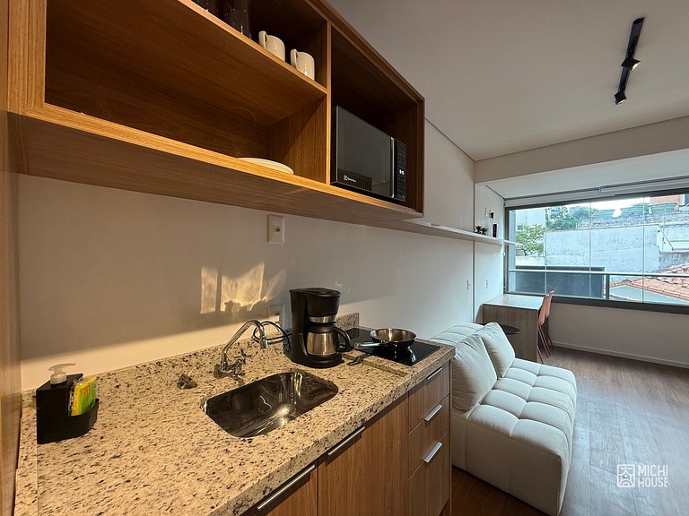 Studio Executivo • Metro Vila Mariana • com Ar